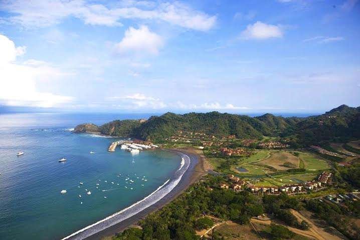 Fishing in Playa Herradura often means fishing in Los Suenos