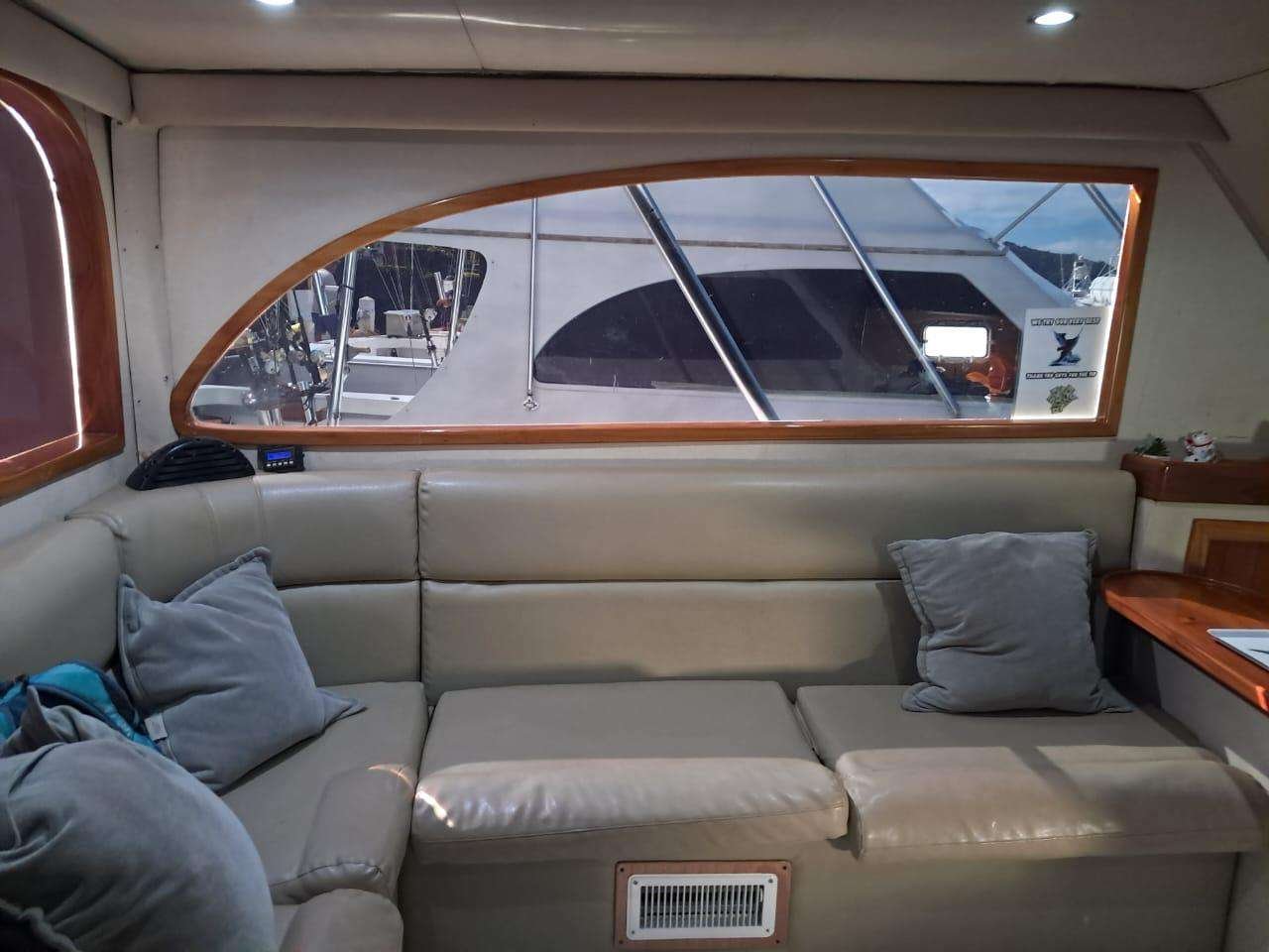 Cicle Hook 37ft Cabin