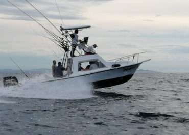 28ft Charter Mako Jaco